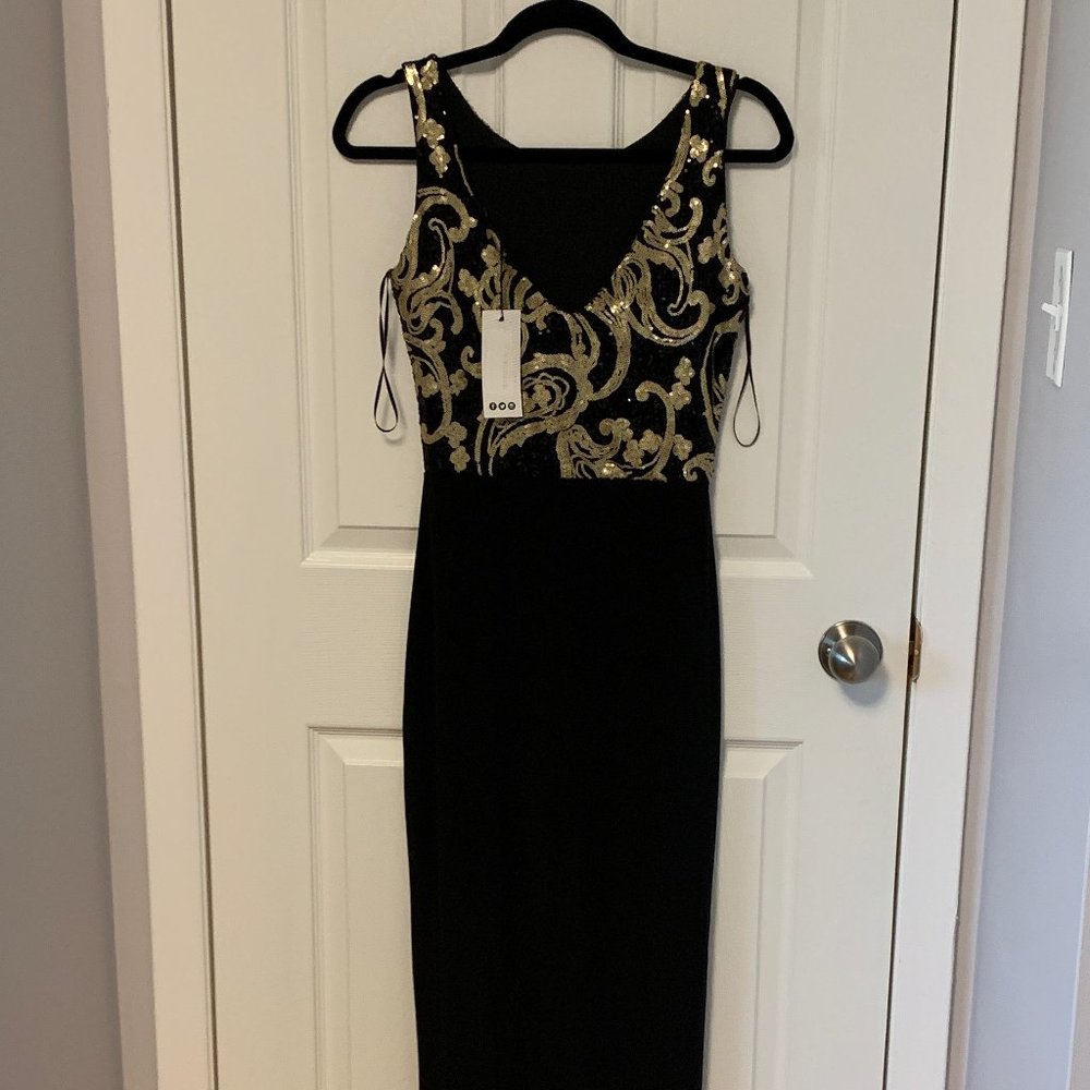 Formal Sleeveless Dress - Picture 2 of 2